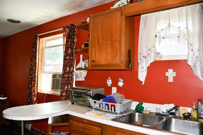 Building Photo - 1912 Virginia Ave