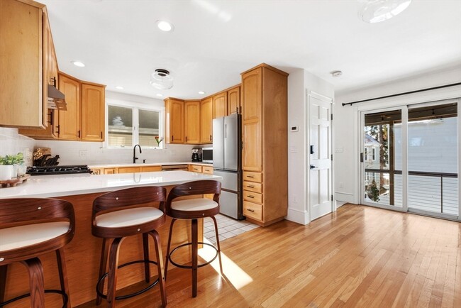 Building Photo - 30 Boardman St