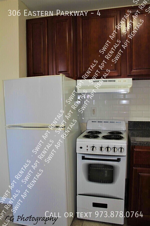 Building Photo - 306 Eastern Pkwy