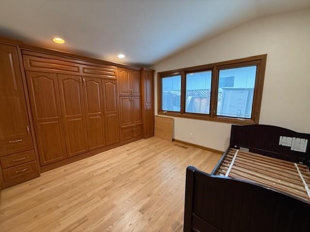 Building Photo - 240 W Floresta Way