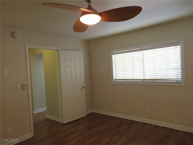 Building Photo - 4171 Gannet Cir