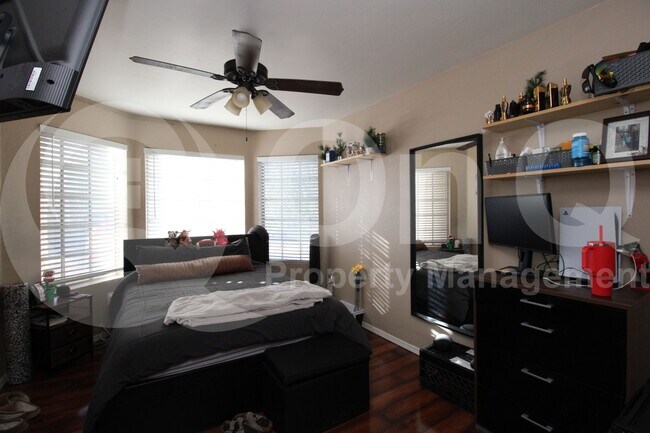 Building Photo - 4606 E Towne Ln