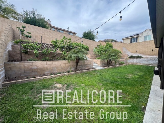 Building Photo - 15806 Rock Point Ln