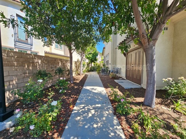 Building Photo - 2464- Blossom Ridge Ct