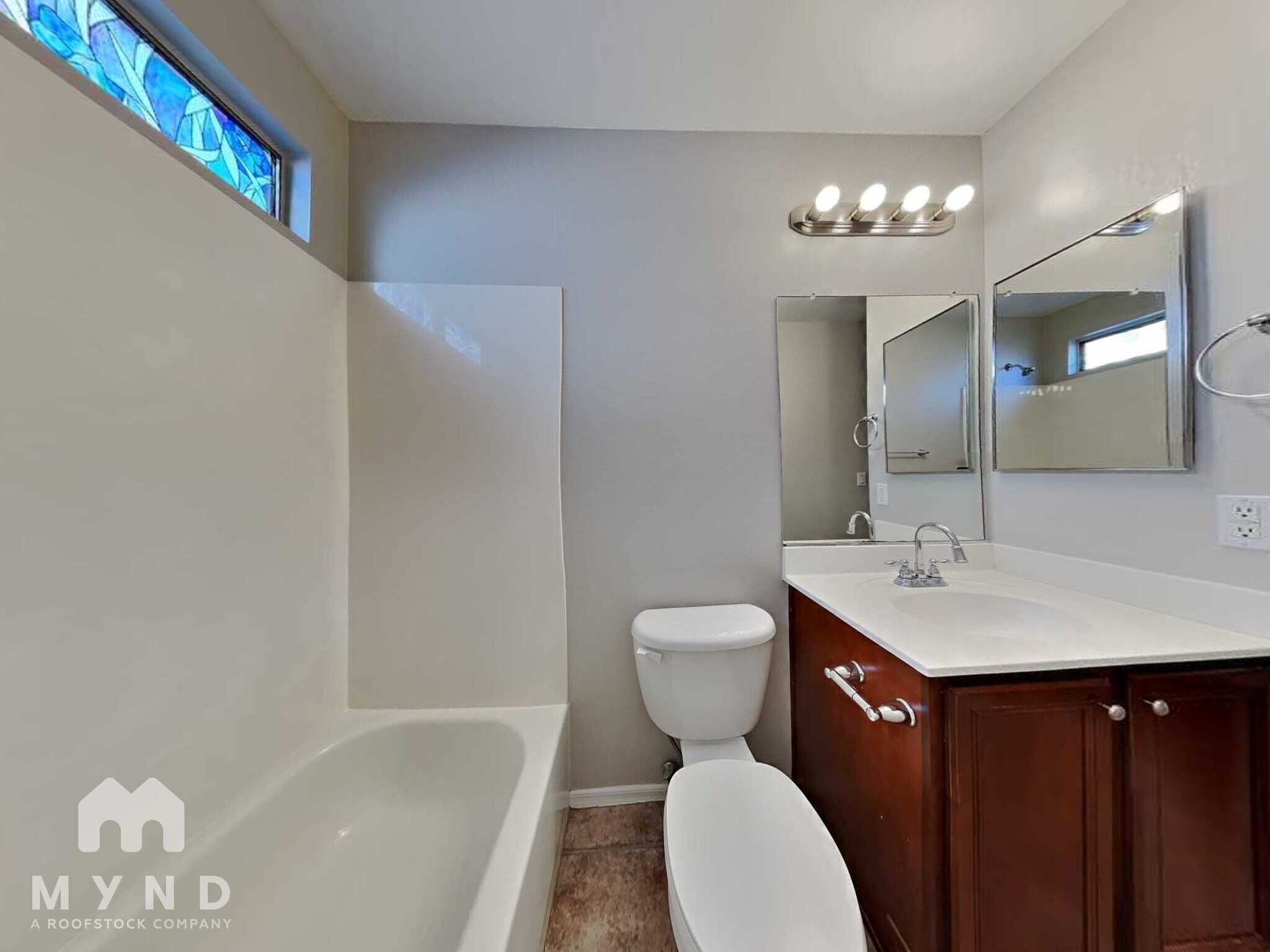 Building Photo - 12418 W Valentine Ave