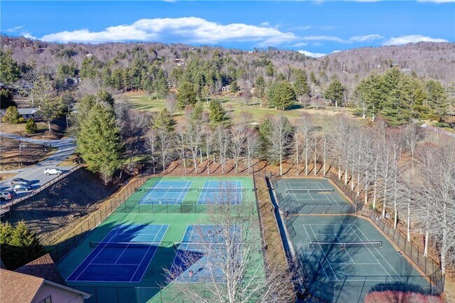 Building Photo - 3 Berkshire Ln