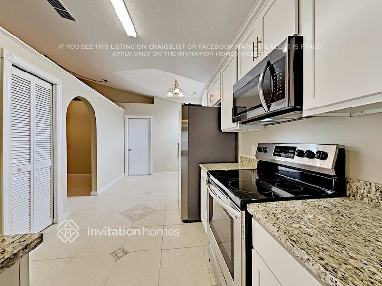 Building Photo - 10922 Lanesboro Ct