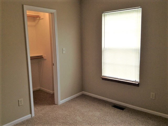 Building Photo - 6739 Dorchester Dr