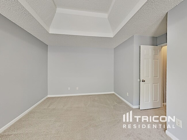 Building Photo - 1028 Maris Ln
