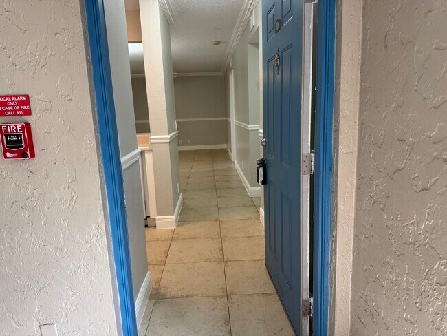 Building Photo - 1601 Windorah Way