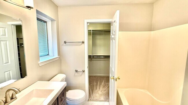 Building Photo - 184 Marrakesh Cir