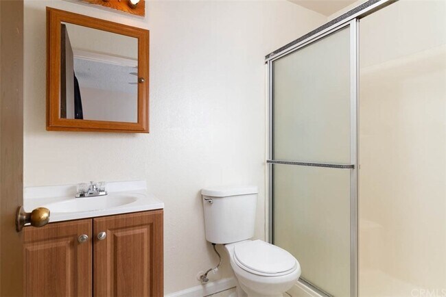 Building Photo - 1257 Rosekrans Dr