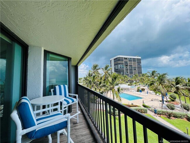 Building Photo - 8880 S Ocean Dr