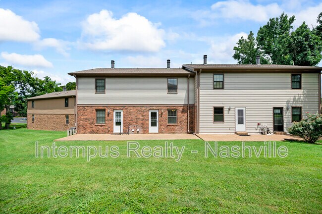 Building Photo - 5771 Brentwood Trace