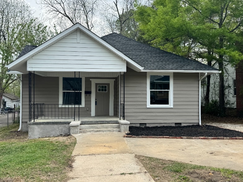 Building Photo - 144 Walnut St