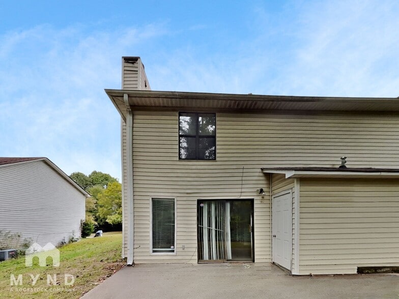 Building Photo - 4395 Coopers Creek Dr SE