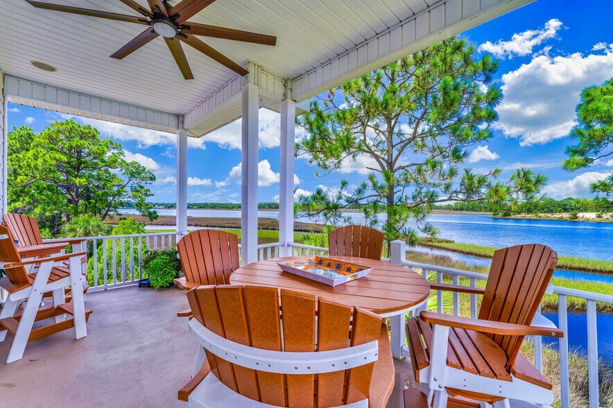 Building Photo - 105 Anglers Harbor Ln