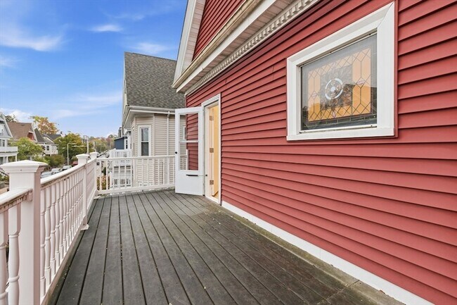 Building Photo - 43 Lonsdale St