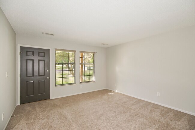 Building Photo - 24 Wallingford Dr