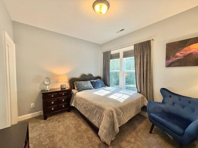 Building Photo - 1616 Doubles Ct