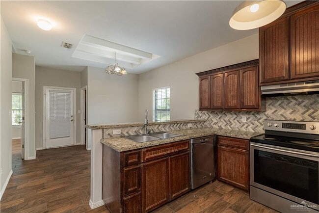 Building Photo - 3453 Navigator Dr
