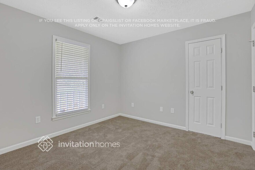 Building Photo - 25 Holly Creek Dr