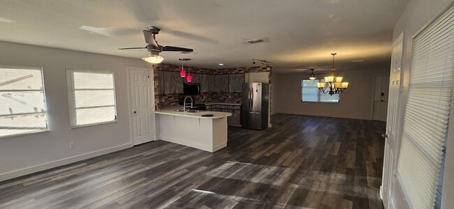 Building Photo - 20329 Astoria Ave