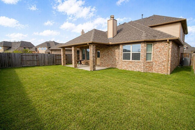 Building Photo - 11927 Cittanova Dr