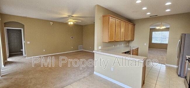 Building Photo - 4745 Walnut Ridge Dr