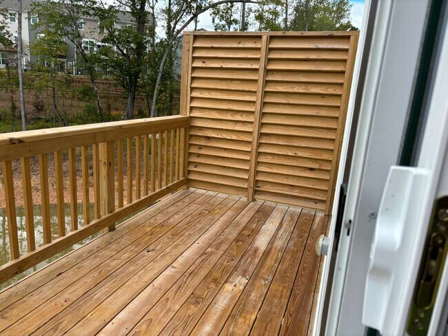 Building Photo - 2709 Hunter Woods Dr