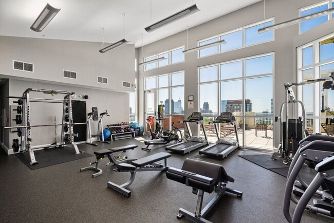 Building Photo - Downtown Raleigh Penthouse with Stunning View