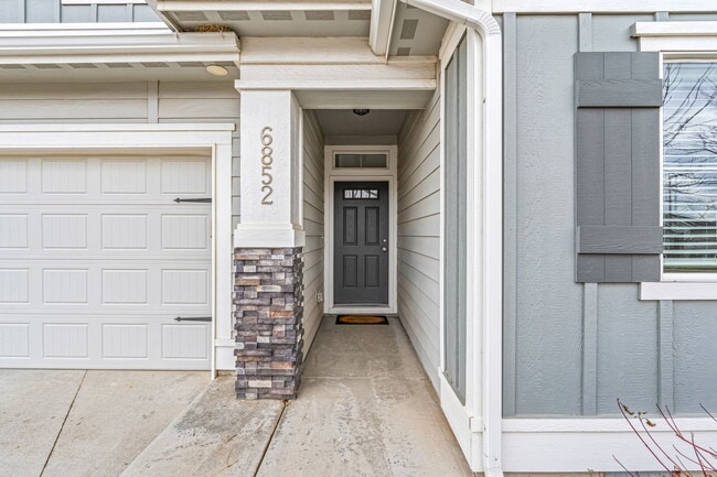 Building Photo - 6852 S Birch Creek Ave