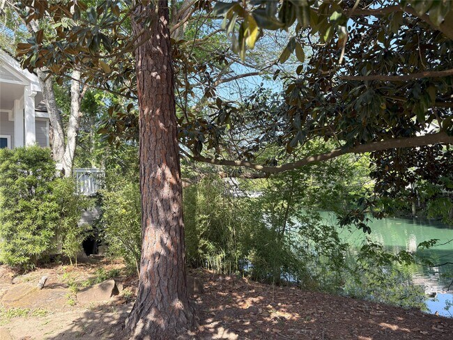 Building Photo - 111 Dunbar Estates Dr