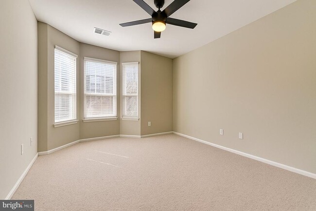 Building Photo - 1530 Spring Gate Dr.