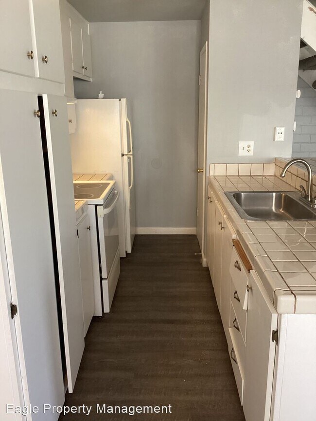 Building Photo - 2 br, 1 bath House - 4440 Calandria Street #3