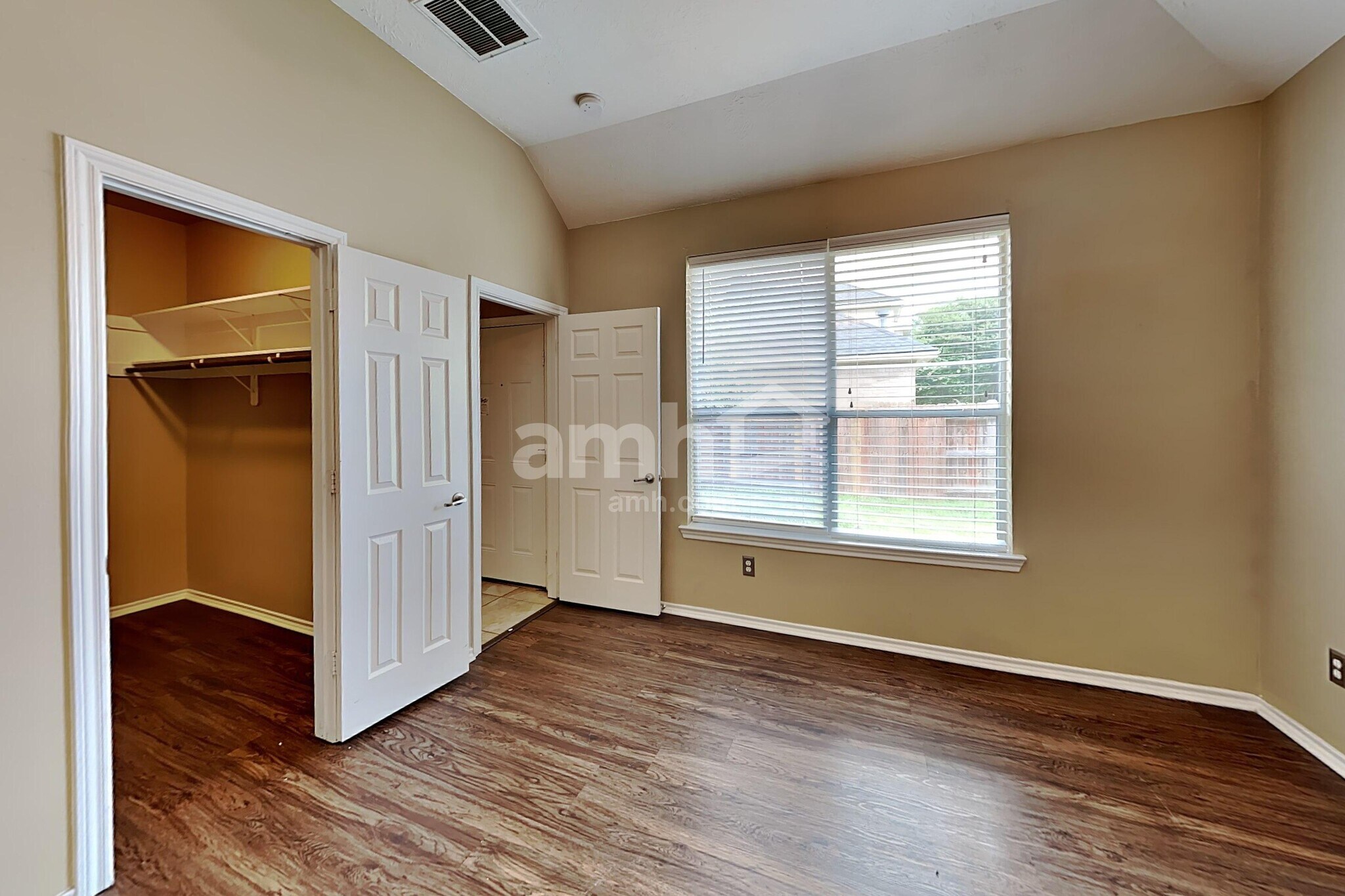 Building Photo - 8723 Rollick Dr