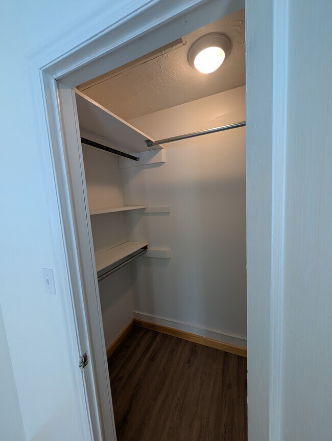 Building Photo - 135 N 100 W