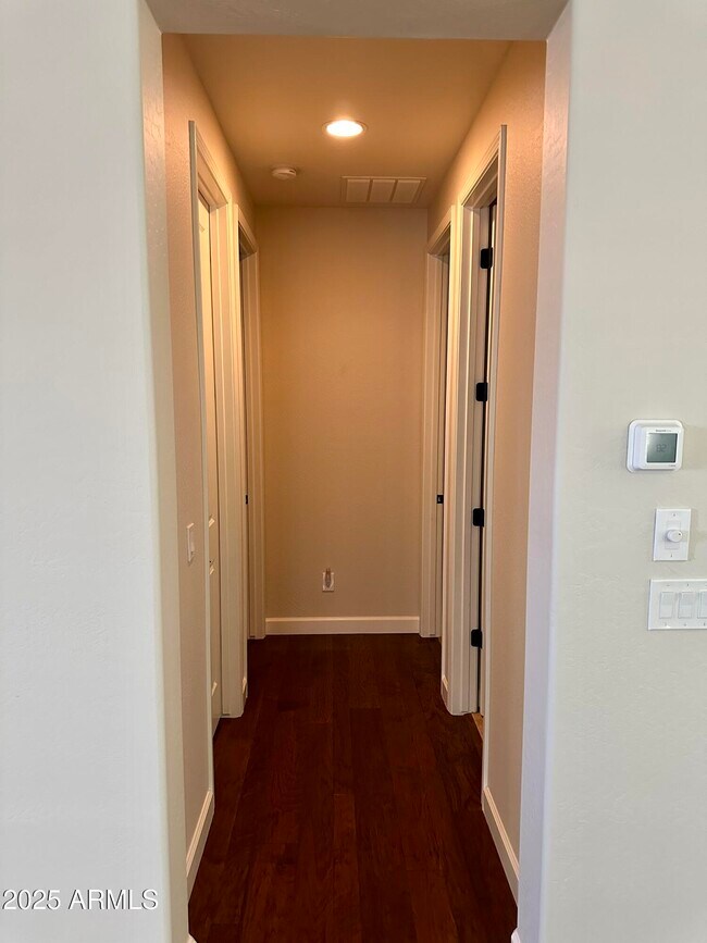 Building Photo - 4107 S Pecan Dr