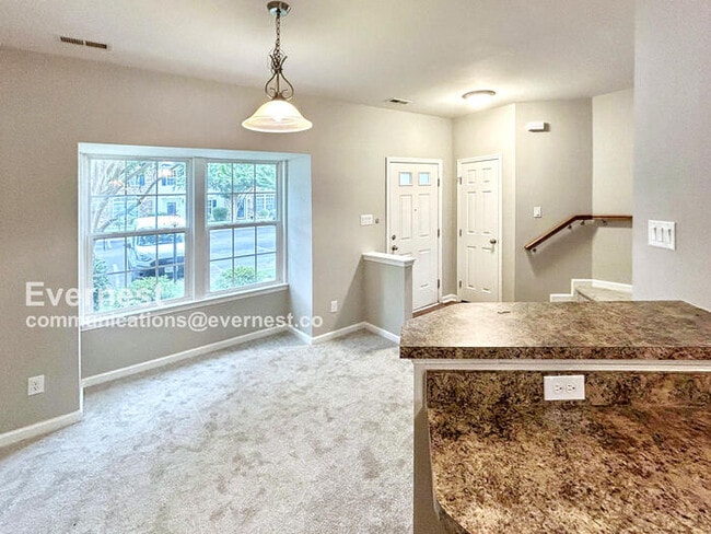 Building Photo - 125 Colter Dr