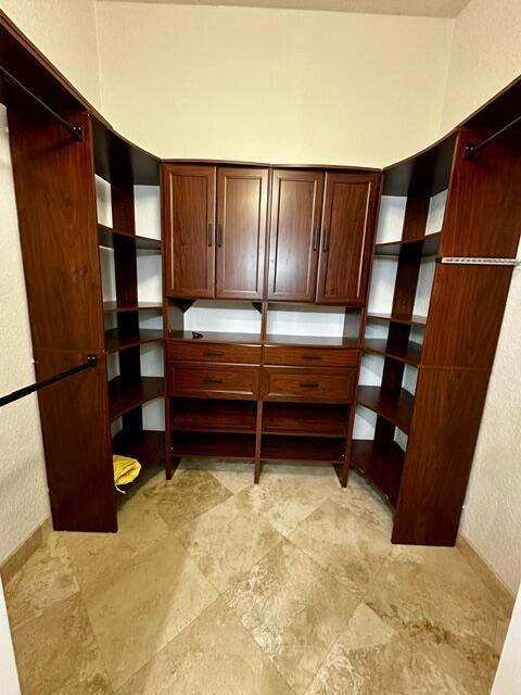 Building Photo - 11086 Baybreeze Way