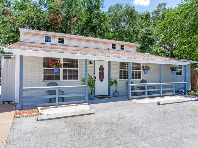 Primary Photo - 6501 64th Ave N