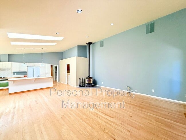Building Photo - 22101 NE 99th St