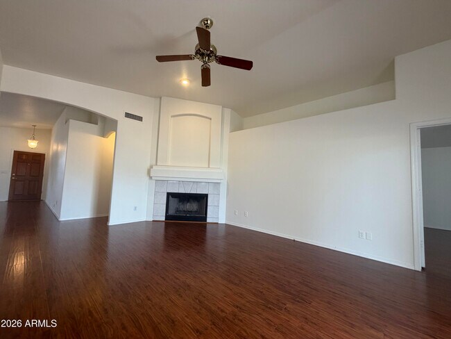 Building Photo - 12054 S 44th St