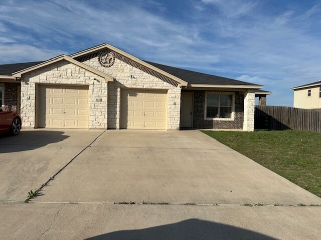 4611 Cambridge Dr Unit B - 4611 Cambridge Dr
