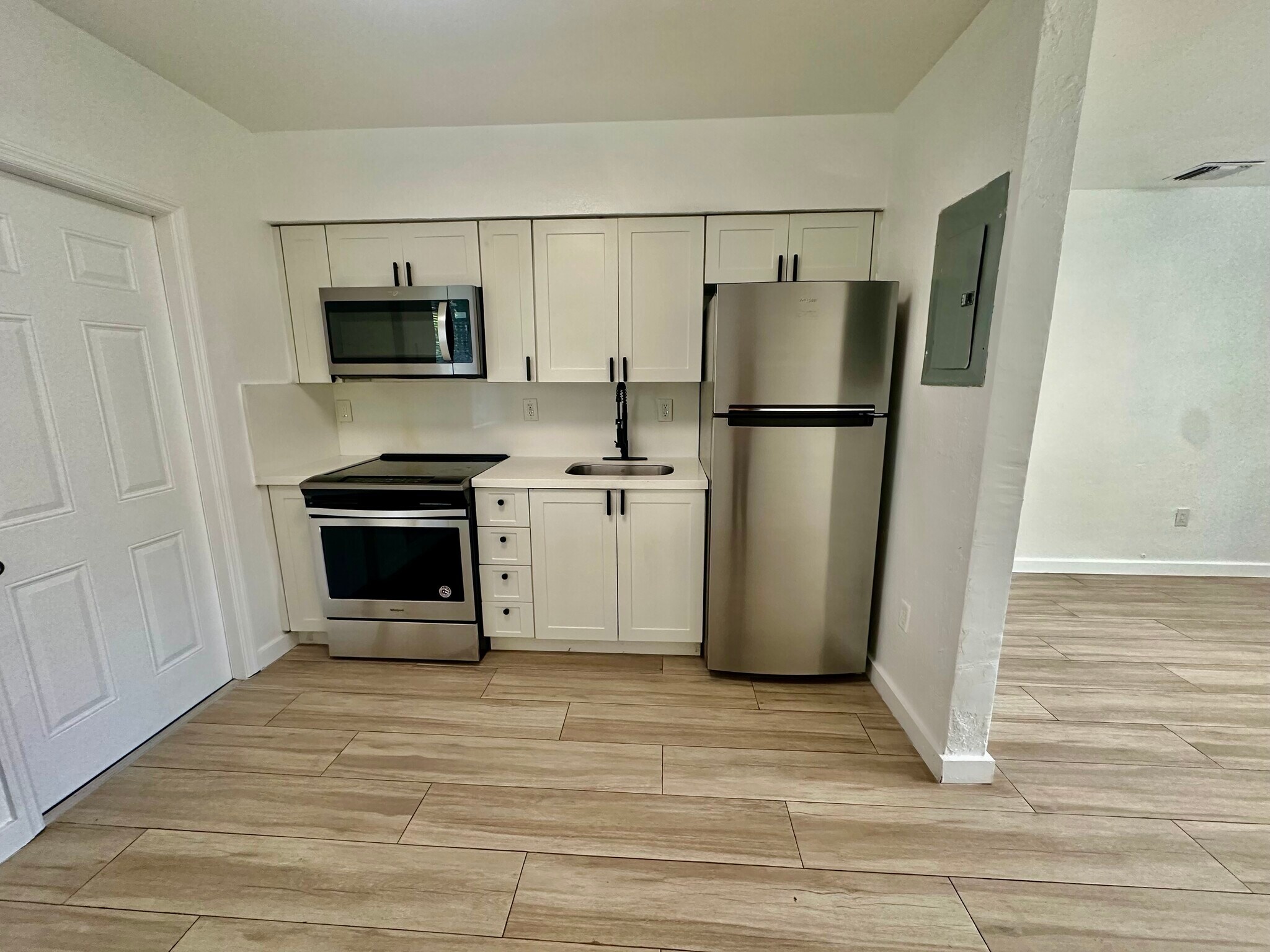 Building Photo - 60 NW 42nd St