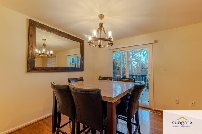 Building Photo - 1016 Arborwood Pl