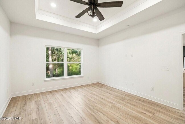 Building Photo - 517 Cove Villa St