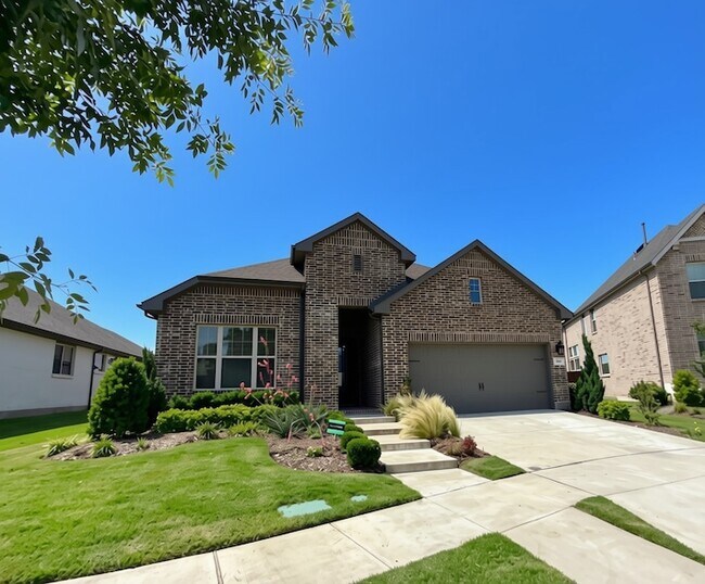 Building Photo - 1804 Welker Dr