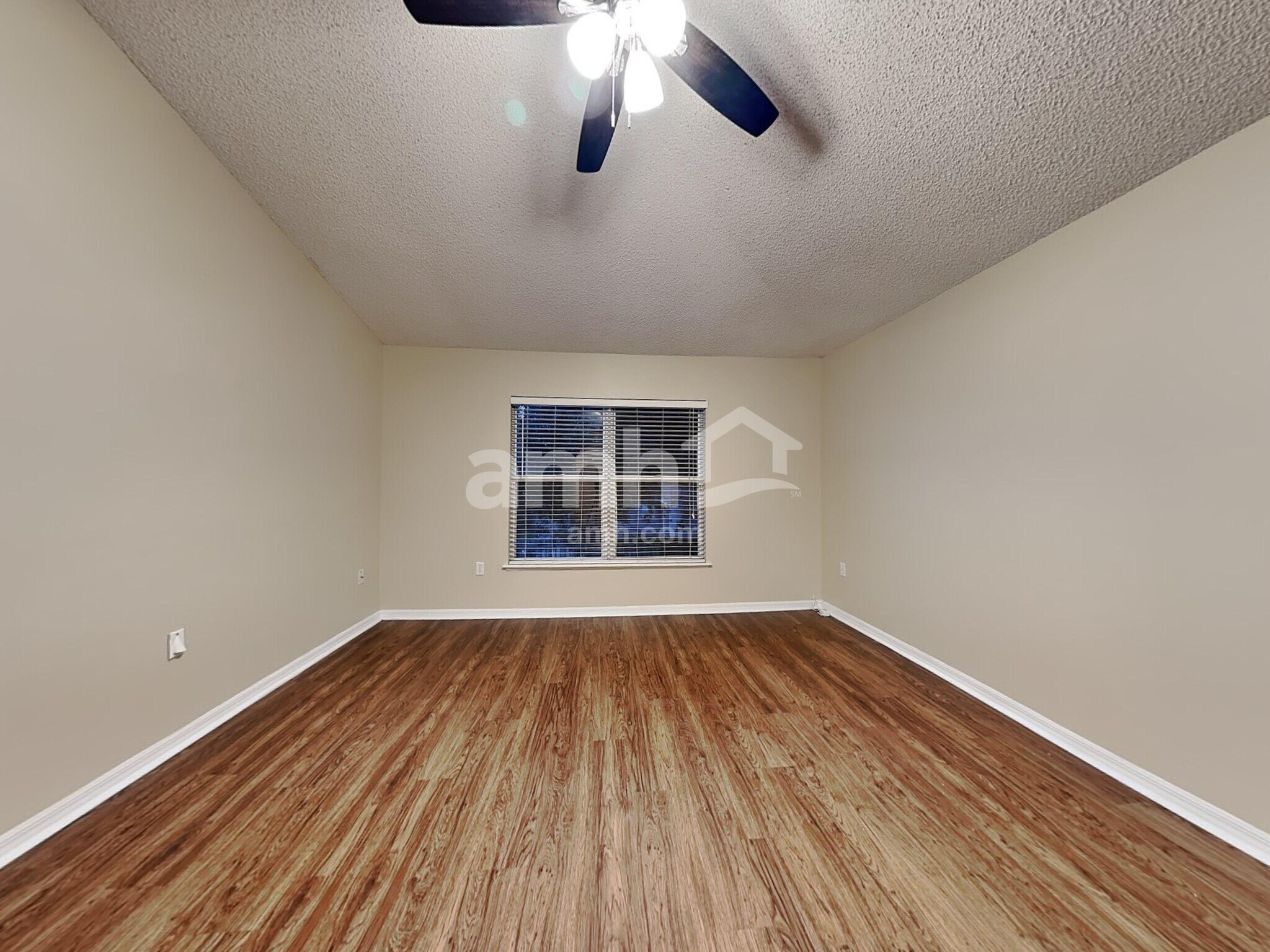 Building Photo - 1071 Royal Marquis Cir