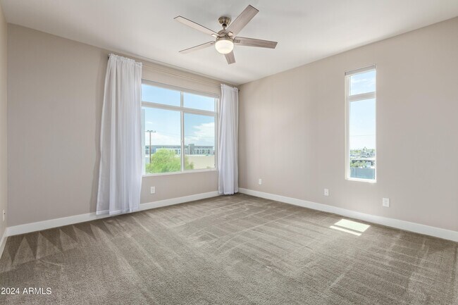 Building Photo - 3104 N 71st St